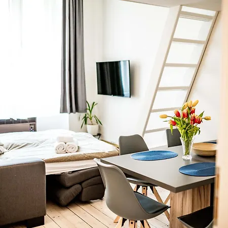 Fritscher Apartments, S.r.o. アパート