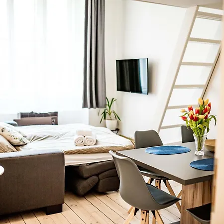 Fritscher Apartments, S.r.o.